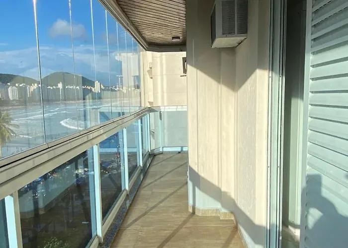 Apartamento No Guaruja Com Vista Para O Mar
